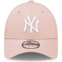 mutzen-gebogen-rosa-verstellbares-band-9forty-league-essential-der-new-york-yankees-mlb-von-new-era