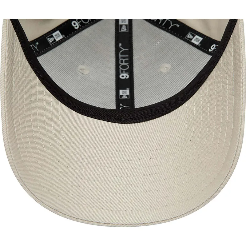 mutzen-gebogen-beige-verstellbares-band-9forty-der-bugs-bunny-looney-tunes-von-new-era mutzen-gebogen-beige-verstellbares-band-9forty-der-bugs-bunny-looney-tunes-von-new-era