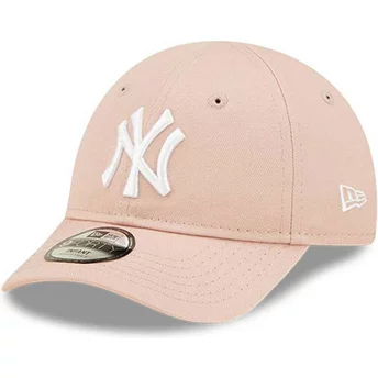 New Era Curved Brim Toddler 9FORTY League Essential New York Yankees MLB Pink Adjustable Cap