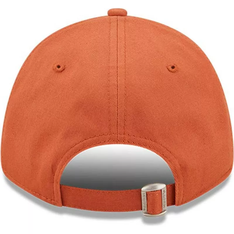 casquette-courbee-orange-ajustable-avec-logo-beige-9forty-league-essential-new-york-yankees-mlb-new-era