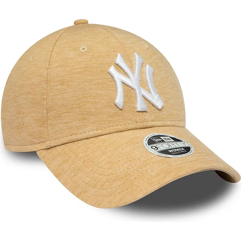 beige-verstellbare-curved-cap-fur-damen-9forty-jersey-der-new-york-yankees-mlb-von-new-era beige-verstellbare-curved-cap-fur-damen-9forty-jersey-der-new-york-yankees-mlb-von-new-era