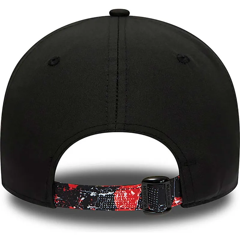 mutzen-gebogen-schwarz-verstellbares-band-9forty-print-infill-der-chicago-bulls-nba-von-new-era mutzen-gebogen-schwarz-verstellbares-band-9forty-print-infill-der-chicago-bulls-nba-von-new-era
