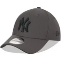 new-era-curved-brim-grey-logo-9forty-diamond-era-new-york-yankees-mlb-grey-adjustable-cap