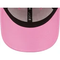 mutzen-gebogen-rosa-verstellbares-band-fur-kinder-9forty-league-essential-der-new-york-yankees-mlb-von-new-era