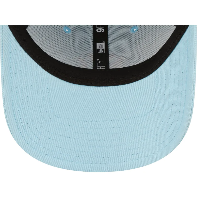 mutzen-gebogen-blau-verstellbares-band-claro-9forty-league-essential-der-new-york-yankees-mlb-von-new-era