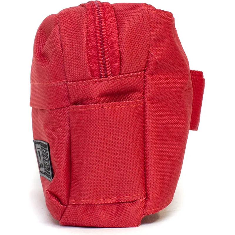 gurteltaschen-rot-der-rinonera-roja-gallo-cock-cluck-off-the-farm-the-farm-von-goorin-bros
