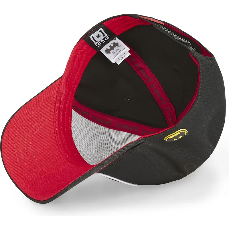 schwarze-gebogene-snapback-kappe-batman-casx-kni1-dc-comics-von-capslab