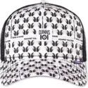 trucker-cap-weiss-und-schwarz-take-a-hand-against-racism-hft-ioi-von-djinns