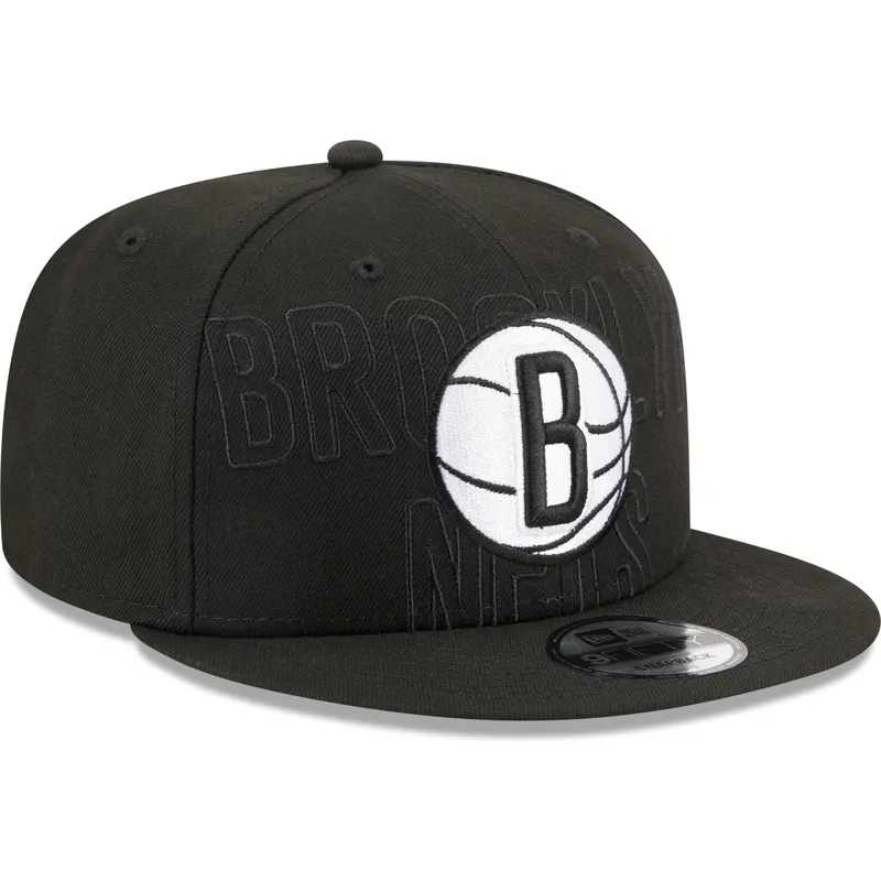 schwarze-flache-snapback-kappe-9fifty-draft-edition-2023-der-brooklyn-nets-nba-von-new-era schwarze-flache-snapback-kappe-9fifty-draft-edition-2023-der-brooklyn-nets-nba-von-new-era