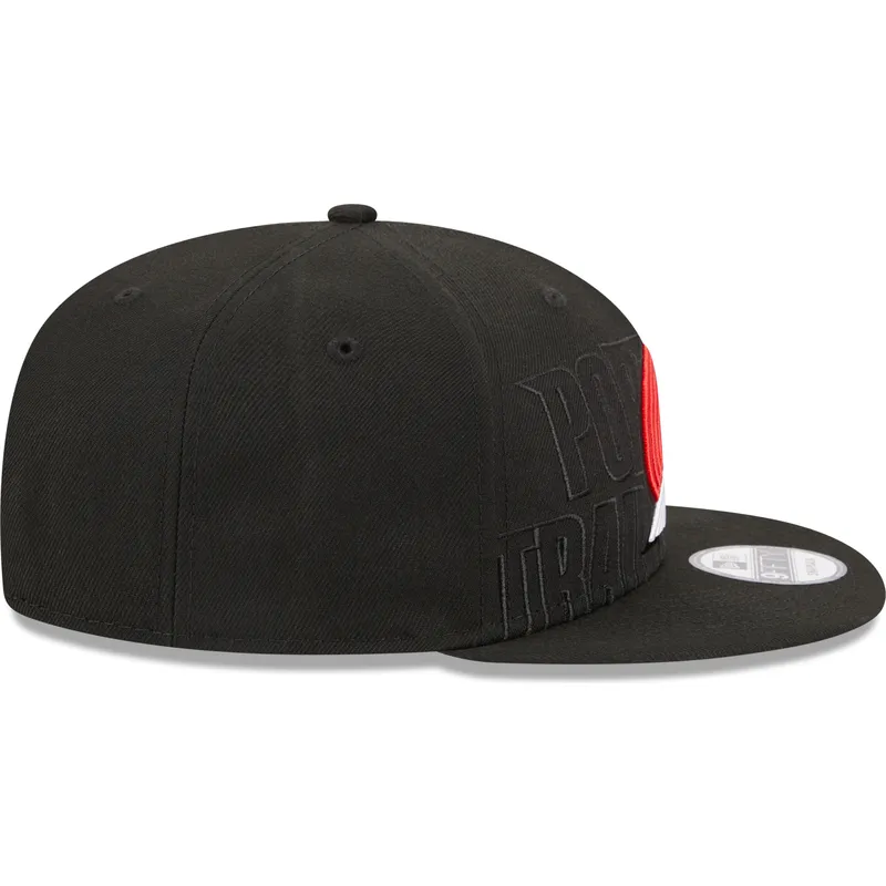 schwarze-flache-snapback-kappe-9fifty-draft-edition-2023-der-portland-trail-blazers-nba-von-new-era schwarze-flache-snapback-kappe-9fifty-draft-edition-2023-der-portland-trail-blazers-nba-von-new-era
