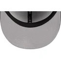 graue-und-schwarze-flache-snapback-kappe-9fifty-draft-edition-2023-von-portland-trail-blazers-nba-von-new-era