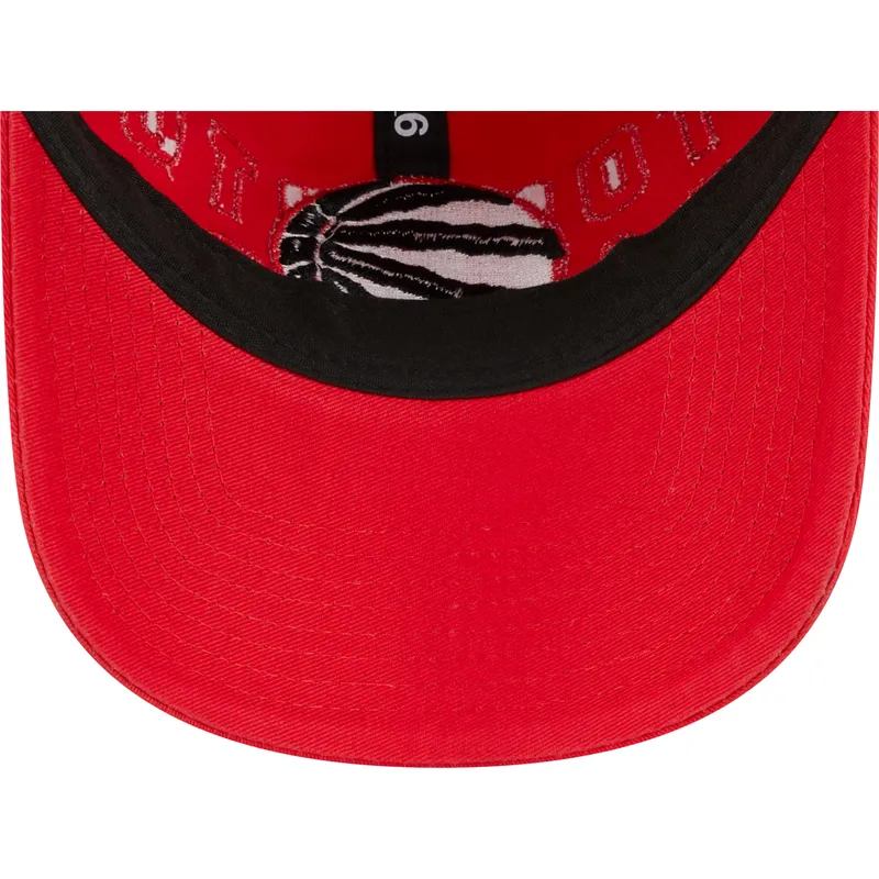 rote-verstellbare-gebogene-kappe-9twenty-draft-edition-2023-der-toronto-raptors-nba-von-new-era rote-verstellbare-gebogene-kappe-9twenty-draft-edition-2023-der-toronto-raptors-nba-von-new-era