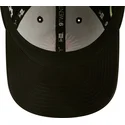 mutzen-gebogen-schwarz-verstellbares-band-9twenty-von-new-era