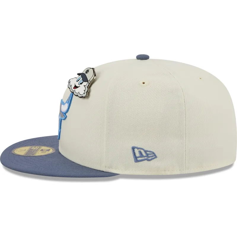 graue-und-blaue-anliegende-flat-cap-59fifty-the-elements-air-pin-der-chicago-bulls-nba-von-new-era