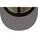 graue-und-blaue-anliegende-flat-cap-59fifty-the-elements-air-pin-der-chicago-bulls-nba-von-new-era