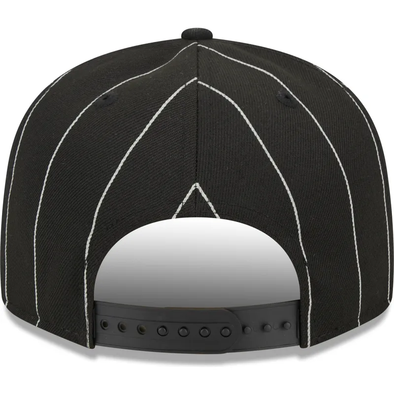 mutzen-flach-schwarz-snapback-9fifty-pinstripe-visor-clip-der-chicago-white-sox-mlb-von-new-era