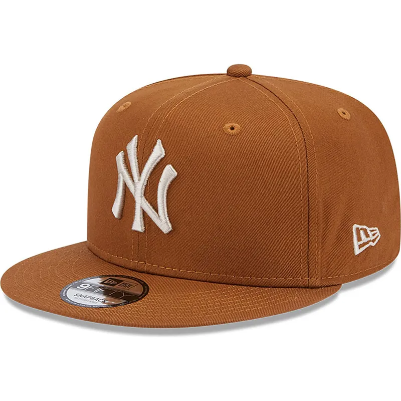 mutzen-flach-braun-snapback-9fifty-league-essential-der-new-york-yankees-mlb-von-new-era