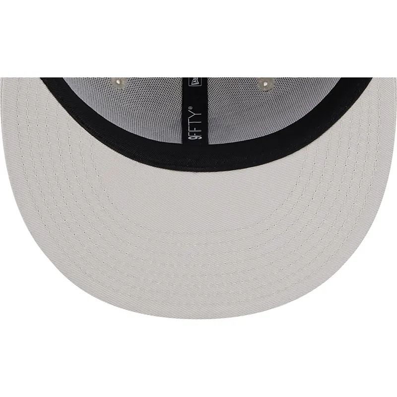 mutzen-flach-beige-snapback-marron-9fifty-league-essential-der-new-york-yankees-mlb-von-new-era