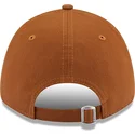 mutzen-gebogen-braun-verstellbares-band-9forty-league-essential-der-los-angeles-dodgers-mlb-von-new-era