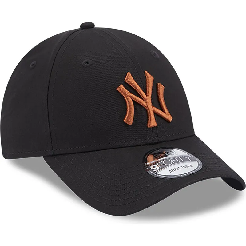 mutzen-gebogen-schwarz-verstellbares-band-marron-9forty-league-essential-der-new-york-yankees-mlb-von-new-era