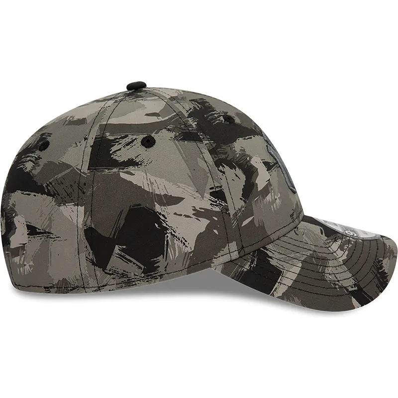 mutzen-gebogen-tarnung-verstellbares-band-9forty-all-over-print-painted-der-new-york-yankees-mlb-von-new-era