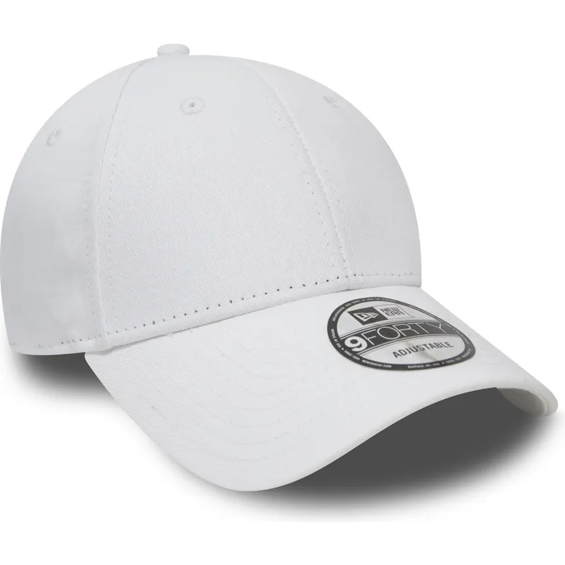 weisse-verstellbare-curved-cap-9forty-basic-flag-von-new-era weisse-verstellbare-curved-cap-9forty-basic-flag-von-new-era