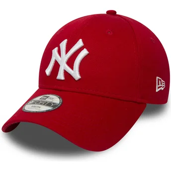 rote-verstellbare-gebogene-kappe-fur-kinder-9forty-essential-new-york-yankees-mlb-von-new-era