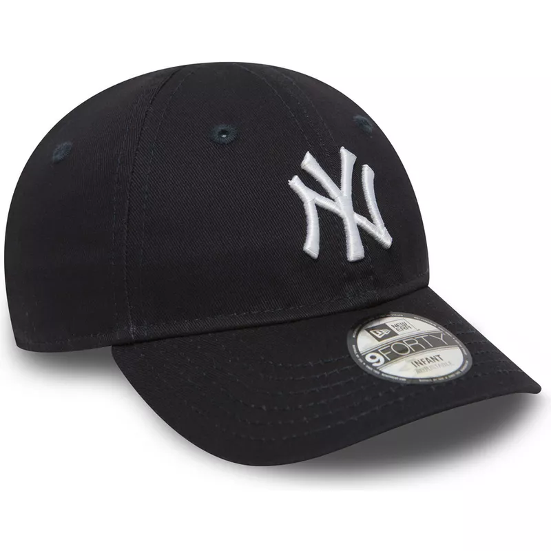 casquette-courbee-bleue-ajustable-pour-enfant-9forty-essential-new-york-yankees-mlb-new-era