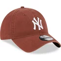 casquette-courbee-marron-ajustable-9twenty-league-essential-new-york-yankees-mlb-new-era