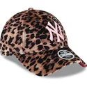 mutzen-gebogen-leopard-verstellbares-band-rosa-9forty-velour-der-new-york-yankees-mlb-von-new-era