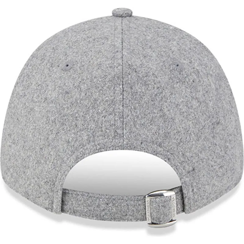 mutzen-gebogen-grau-verstellbares-band-9forty-essential-melton-wool-der-boston-red-sox-mlb-von-new-era mutzen-gebogen-grau-verstellbares-band-9forty-essential-melton-wool-der-boston-red-sox-mlb-von-new-era