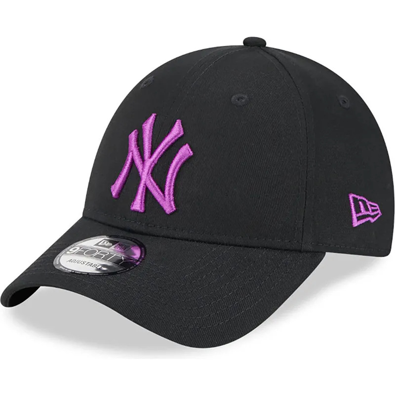 mutzen-gebogen-schwarz-verstellbares-band-9forty-league-essential-der-new-york-yankees-mlb-von-new-era