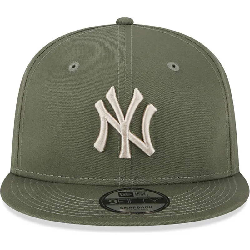 mutzen-flach-grun-snapback-9fifty-league-essential-der-new-york-yankees-mlb-von-new-era