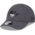 mutzen-gebogen-grau-verstellbares-band-fur-kinder-9forty-der-batman-dc-comics-von-new-era