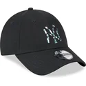 mutzen-gebogen-schwarz-verstellbares-band-9forty-seasonal-infill-der-new-york-yankees-mlb-von-new-era