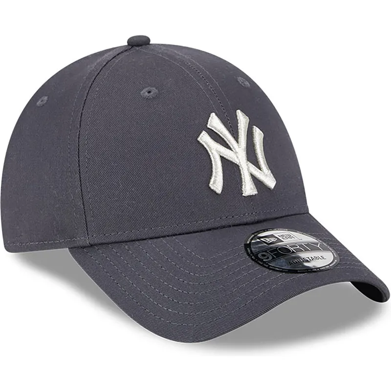 mutzen-gebogen-grau-verstellbares-band-9forty-metallic-der-new-york-yankees-mlb-von-new-era
