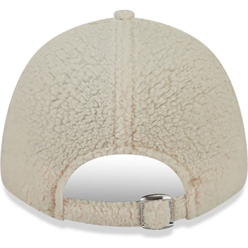 mutzen-gebogen-beige-verstellbares-band-9forty-teddy-der-new-york-yankees-mlb-von-new-era