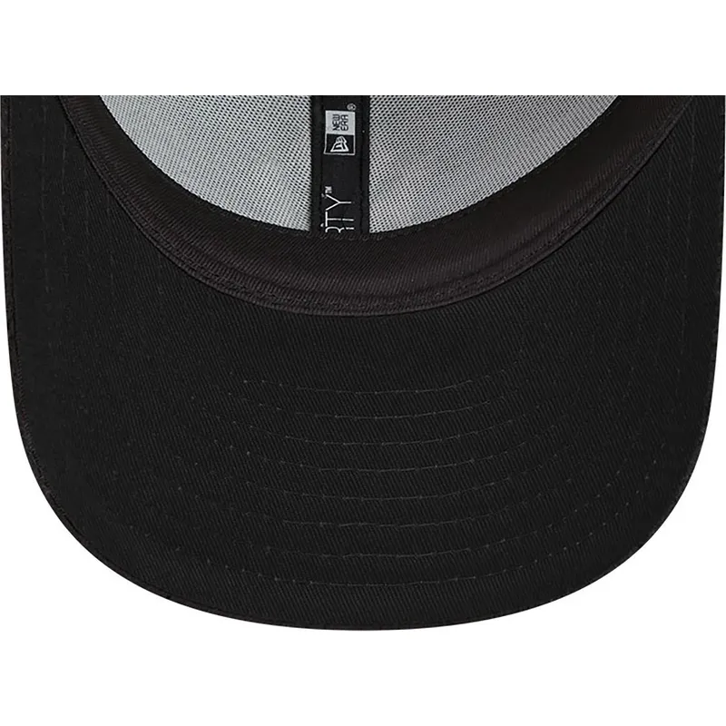 schwarze-verstellbare-curved-cap-9forty-teddy-der-new-york-yankees-mlb-von-new-era schwarze-verstellbare-curved-cap-9forty-teddy-der-new-york-yankees-mlb-von-new-era