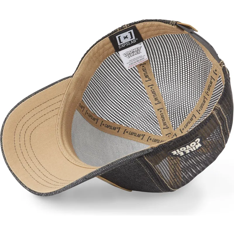 mutzen-gebogen-schwarz-snapback-kojote-looney-tunes-von-capslab