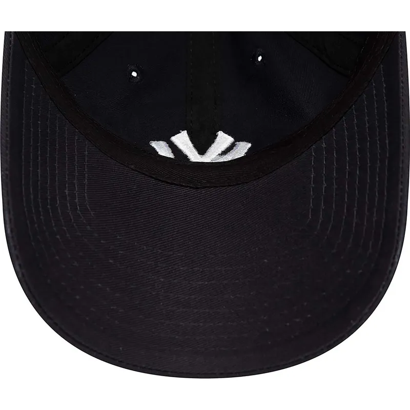 marineblaue-verstellbare-curved-cap-9twenty-league-essential-der-new-york-yankees-mlb-von-new-era marineblaue-verstellbare-curved-cap-9twenty-league-essential-der-new-york-yankees-mlb-von-new-era