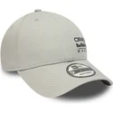 graue-gebogene-snapback-kappe-9forty-essential-von-red-bull-racing-formula-1-von-new-era