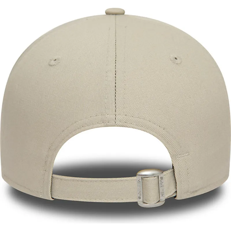 mutzen-gebogen-beige-verstellbares-band-9forty-seasonal-colour-der-vespa-piaggio-von-new-era