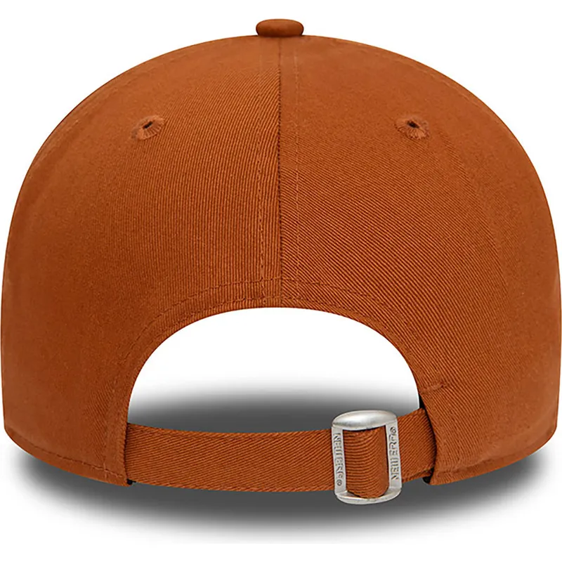 mutzen-gebogen-braun-verstellbares-band-9forty-von-new-era