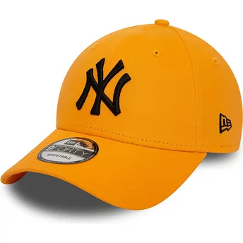 Casquette courbée orange ajustable avec logo noir 9FORTY League Essential New York Yankees MLB New Era