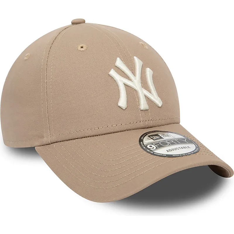 mutzen-gebogen-braun-verstellbares-band-claro-9forty-league-essential-der-new-york-yankees-mlb-von-new-era mutzen-gebogen-braun-verstellbares-band-claro-9forty-league-essential-der-new-york-yankees-mlb-von-new-era