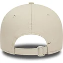 mutzen-gebogen-beige-verstellbares-band-marron-9forty-league-essential-der-new-york-yankees-mlb-von-new-era