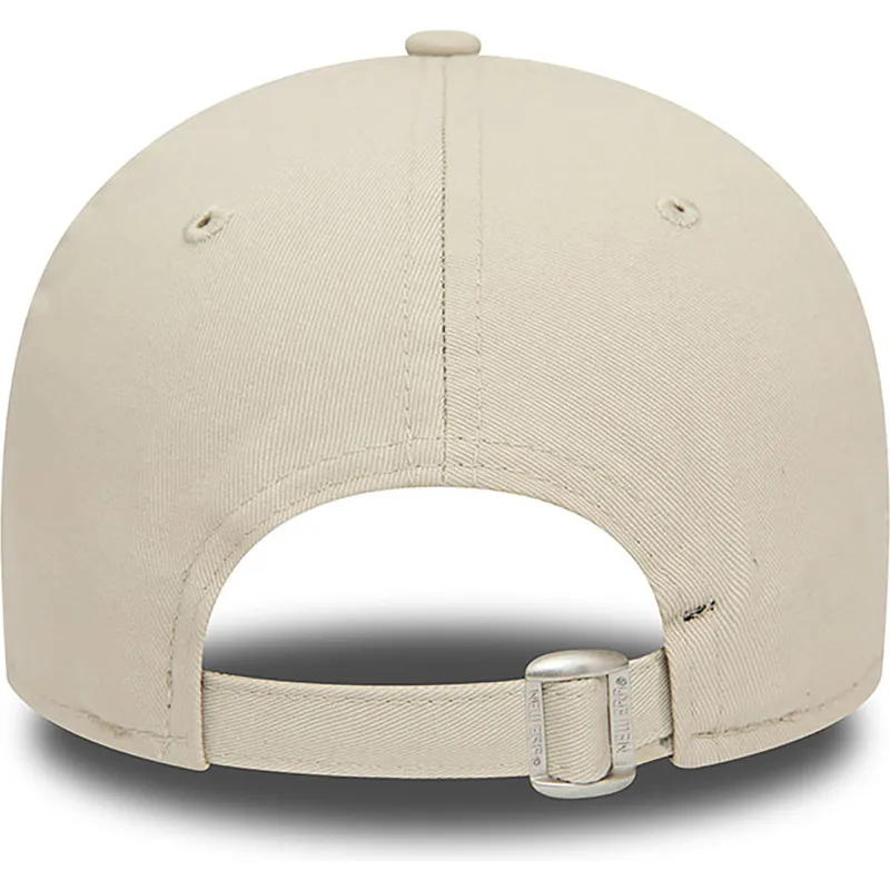 mutzen-gebogen-beige-verstellbares-band-marron-9forty-league-essential-der-new-york-yankees-mlb-von-new-era
