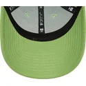 mutzen-gebogen-grun-verstellbares-band-9forty-league-essential-der-new-york-yankees-mlb-von-new-era