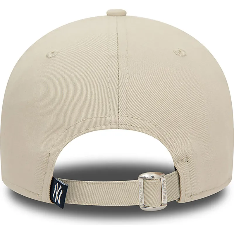 mutzen-gebogen-beige-verstellbares-band-9forty-food-character-der-new-york-yankees-mlb-von-new-era mutzen-gebogen-beige-verstellbares-band-9forty-food-character-der-new-york-yankees-mlb-von-new-era