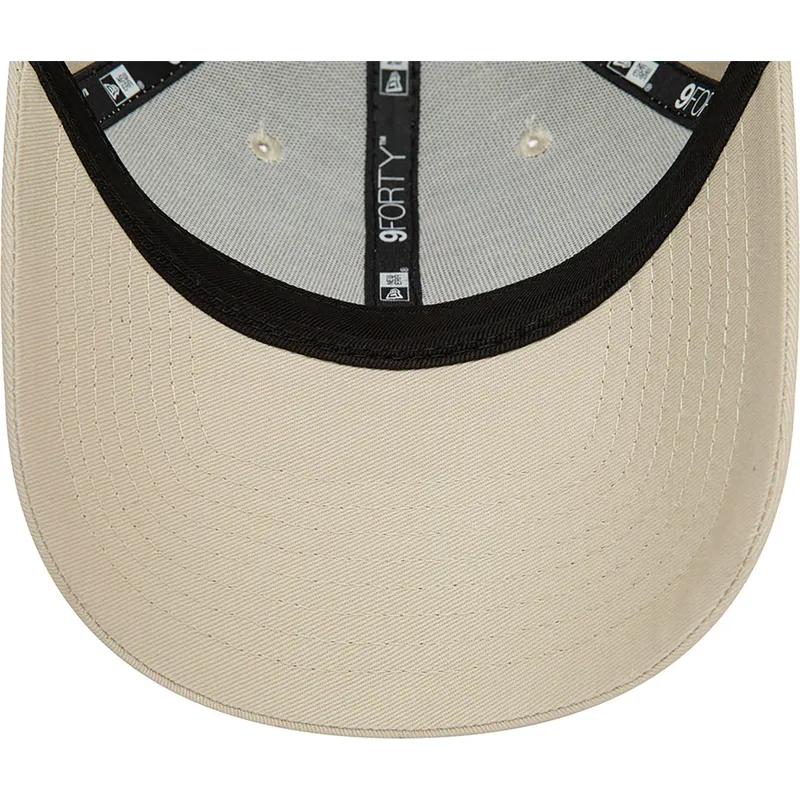 beige-verstellbare-curved-cap-9forty-team-outline-der-new-york-yankees-mlb-von-new-era beige-verstellbare-curved-cap-9forty-team-outline-der-new-york-yankees-mlb-von-new-era